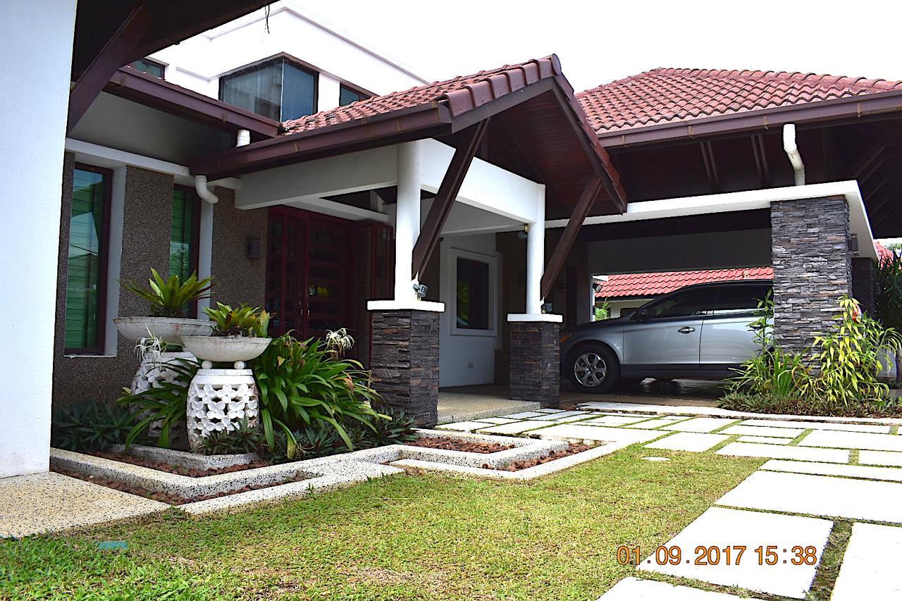 12Haven Stunning Seaside Luxury Villa Pd With Kids Pool Port Dickson Exterior foto